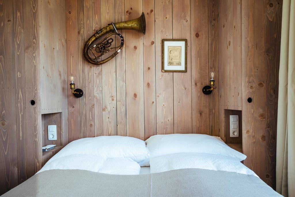 Art-Lodge Kunstpension Afritz Buitenkant foto