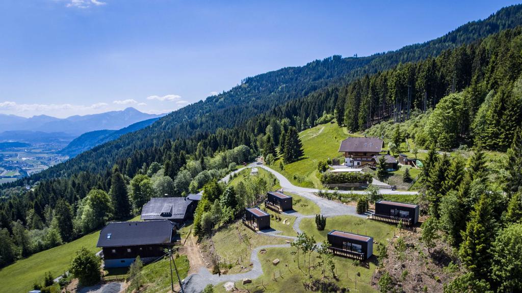 Art-Lodge Kunstpension Afritz Buitenkant foto