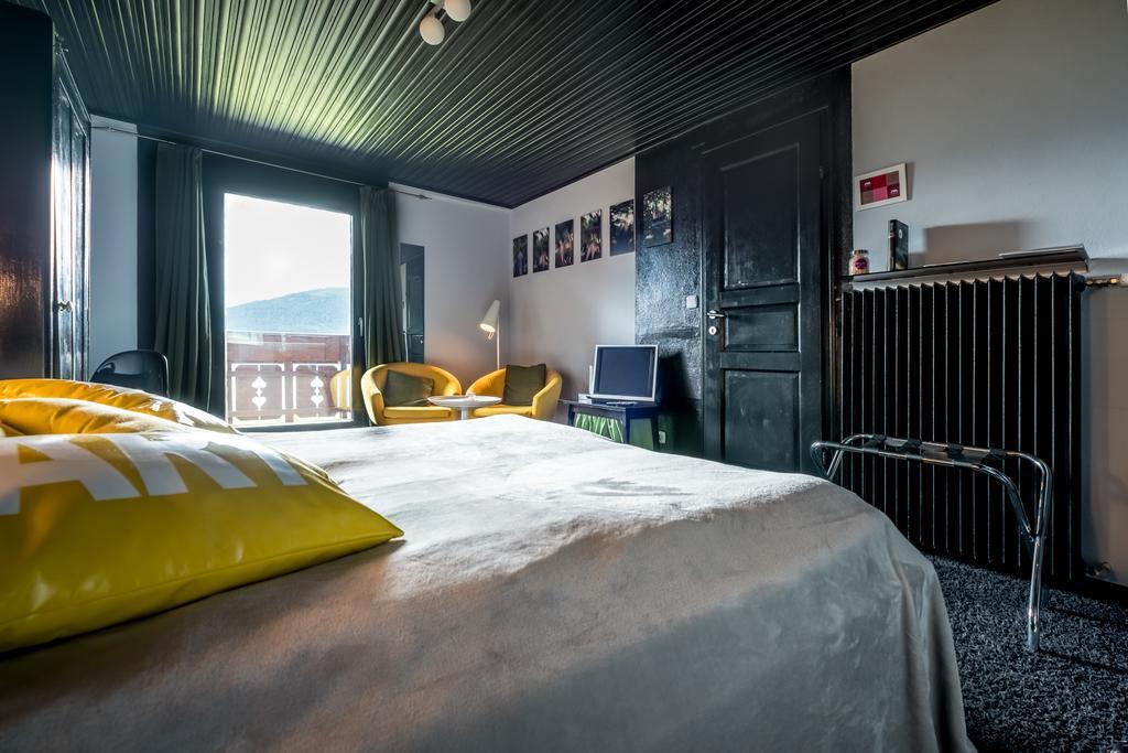 Art-Lodge Kunstpension Afritz Buitenkant foto