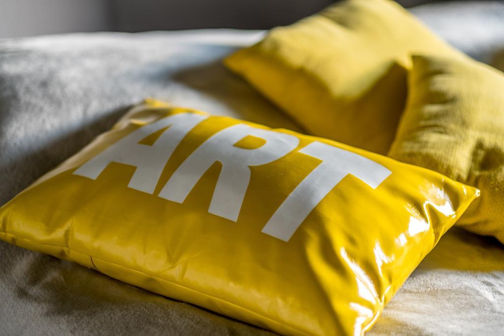 Art-Lodge Kunstpension Afritz Buitenkant foto
