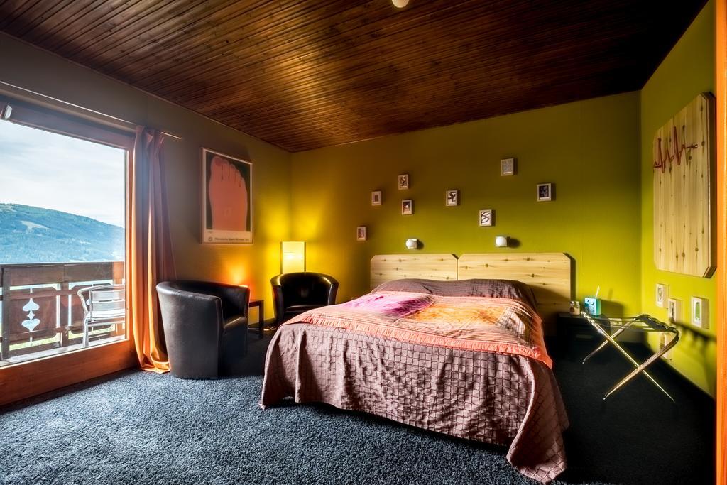 Art-Lodge Kunstpension Afritz Buitenkant foto